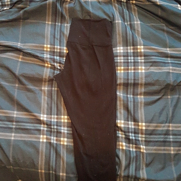 3 pairs of leggings - Picture 4 of 7